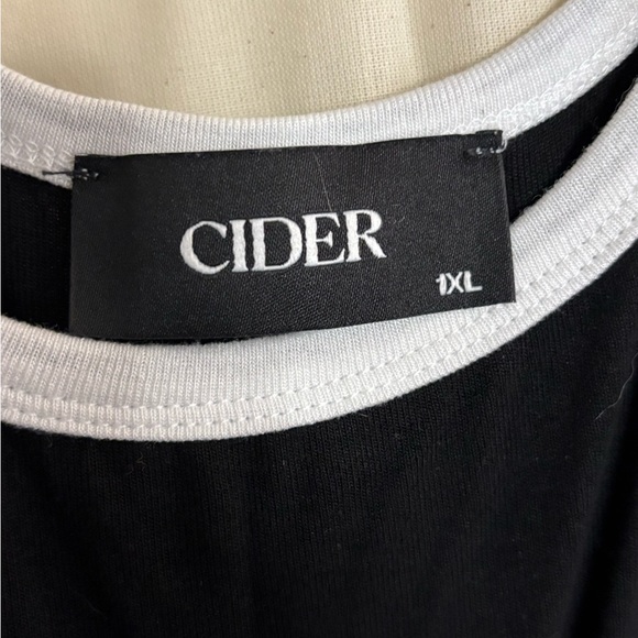 Cider Black Wide Leg Jumpsuit with Contrast Trim - Picture 4 of 4